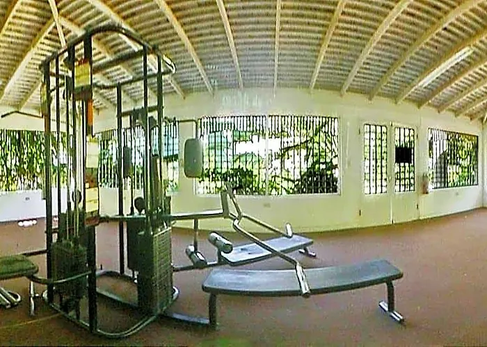 Hotel Doctors Cave Montego Bay